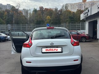 2012 Nissan Juke I, белый, 700000 рублей, вид 2