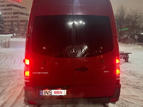 2014 Mercedes-Benz Sprinter, красный, 2500000 рублей, вид 3