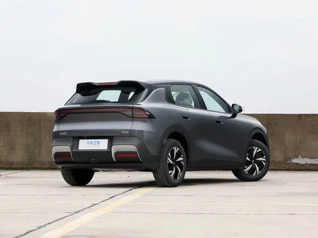 2026 Changan Qiyuan Q05 40.3 kWh II, серый, 2050000 рублей, вид 3