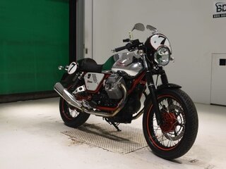 2015 Moto Guzzi V 7, серебристый, 580000 рублей, вид 3
