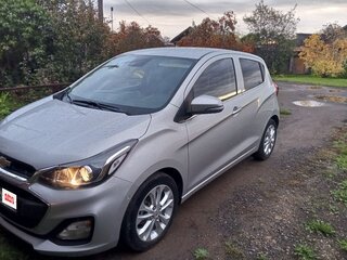 2019 Chevrolet Spark IV Рестайлинг, серебристый, 1300000 рублей, вид 1