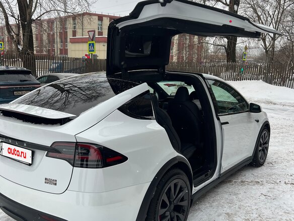 2023 Tesla Model X Plaid I Рестайлинг, белый, 12500000 рублей