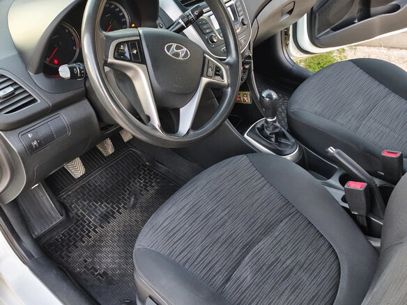 2016 Hyundai Solaris I Рестайлинг, белый - вид 5