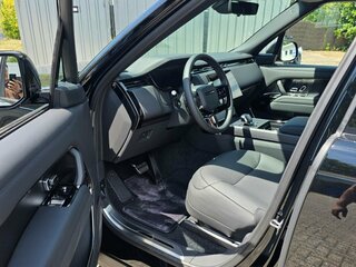 2026 Land Rover Range Rover P615 MHEV V, чёрный, 39500000 рублей, вид 4