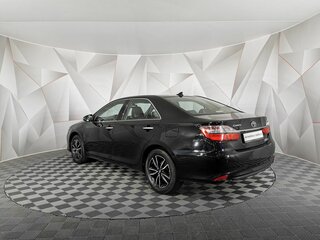 2017 Toyota Camry VII (XV50) Рестайлинг 2, чёрный, 2295000 рублей, вид 4
