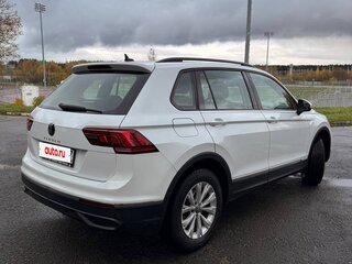 2021 Volkswagen Tiguan II Рестайлинг, белый, 2100000 рублей, вид 2