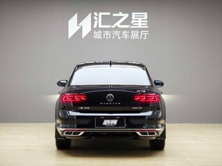 2023 Volkswagen Magotan B8 Рестайлинг, чёрный, 1800000 рублей, вид 5