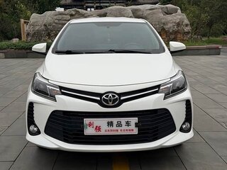 2022 Toyota Vios III Рестайлинг, белый, 1085000 рублей, вид 2