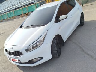 2013 Kia Ceed II, белый, 1200000 рублей, вид 2