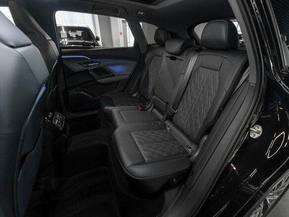 2026 Audi Q5 L III (GU), чёрный - вид 12