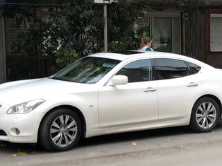 2012 Infiniti M25 IV, белый, 2150000 рублей, вид 3