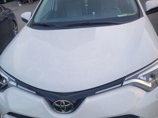 2018 Toyota RAV4 IV (XA40) Рестайлинг, белый, 2350000 рублей, вид 1