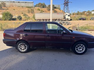 1991 Volkswagen Vento, красный, 100000 рублей, вид 2