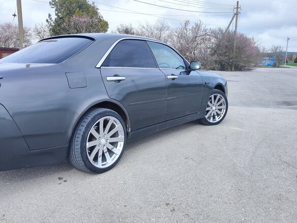 2000 Nissan Gloria XI (Y34), серый, 750000 рублей - вид 4