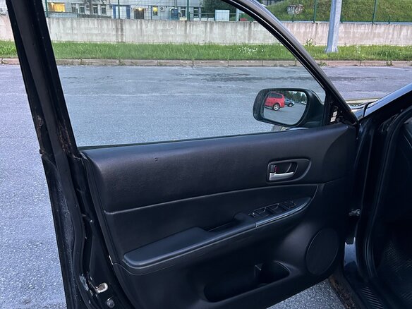 2006 Mazda 6 I (GG) Рестайлинг, чёрный, 400000 рублей - вид 21