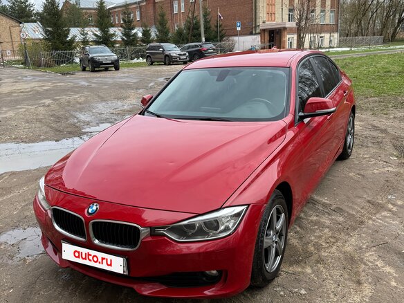 2014 BMW 3 серии 316i VI (F3x), красный, 1250000 рублей