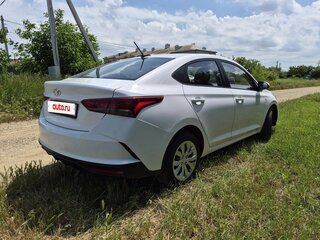 2022 Hyundai Solaris II Рестайлинг, белый, 1175000 рублей, вид 5