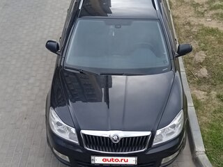 2010 Skoda Octavia II (A5) Рестайлинг, чёрный, 850000 рублей, вид 2