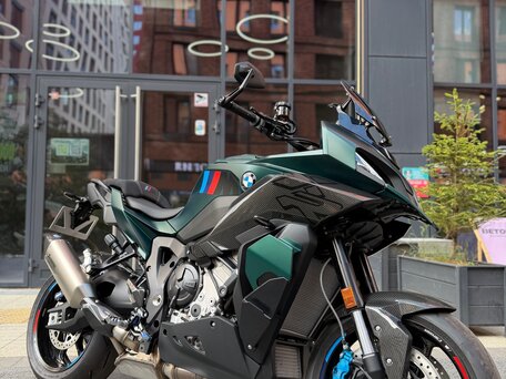 2025 BMW M 1000 XR, зелёный, 3800000 рублей, вид 1