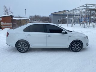 2019 Skoda Rapid I Рестайлинг, белый, 950000 рублей, вид 4
