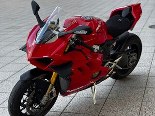 2020 Ducati Panigale V4, красный, 1900000 рублей, вид 3