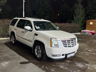 2011 Cadillac Escalade III, белый, 1390000 рублей, вид 4