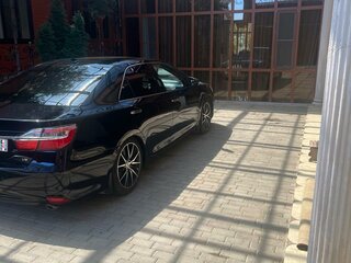 2015 Toyota Camry VII (XV50) Рестайлинг, чёрный, 1850000 рублей, вид 5