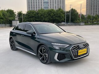 2021 Audi A3 Sportback 35 TFSI IV (8Y), зелёный, 2700000 рублей, вид 3