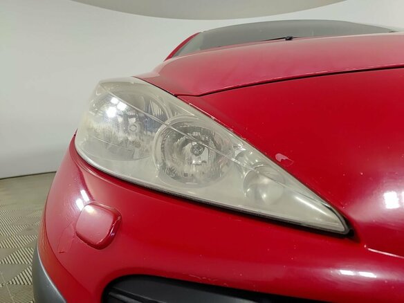 2007 Peugeot 207 I, красный - вид 16