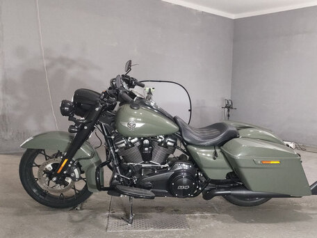 2021 Harley-Davidson Street Glide, зелёный, 1700000 рублей, вид 2