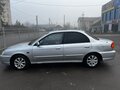 2006 Kia Spectra I Рестайлинг 2, серебристый, 400000 рублей - вид 3