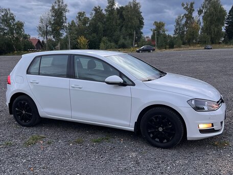 2014 Volkswagen Golf VII, белый, 1045000 рублей, вид 2