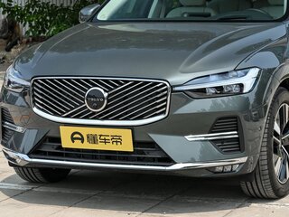 2025 Volvo XC60 II Рестайлинг 2, серый, 5830000 рублей, вид 2
