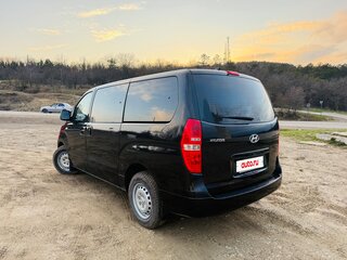 2021 Hyundai H-1 II Рестайлинг 2, чёрный, 3369000 рублей, вид 3