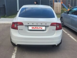 2014 Volvo S60 II Рестайлинг, белый, 1300000 рублей, вид 5