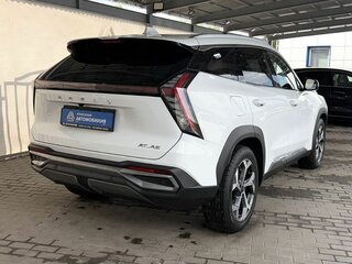 2023 Geely Atlas II, белый, 2559000 рублей, вид 5