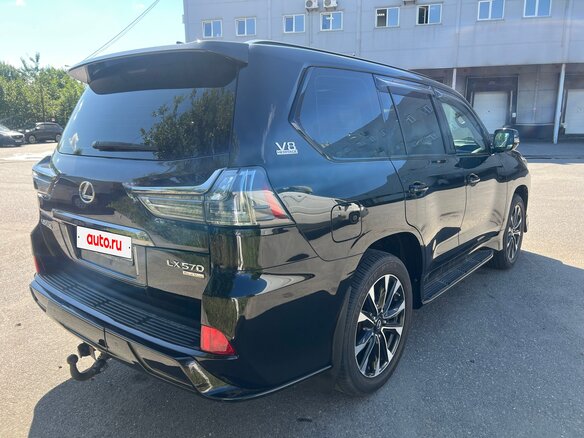 2021 Lexus LX 570 III Рестайлинг 2, чёрный, 9375000 рублей - вид 3