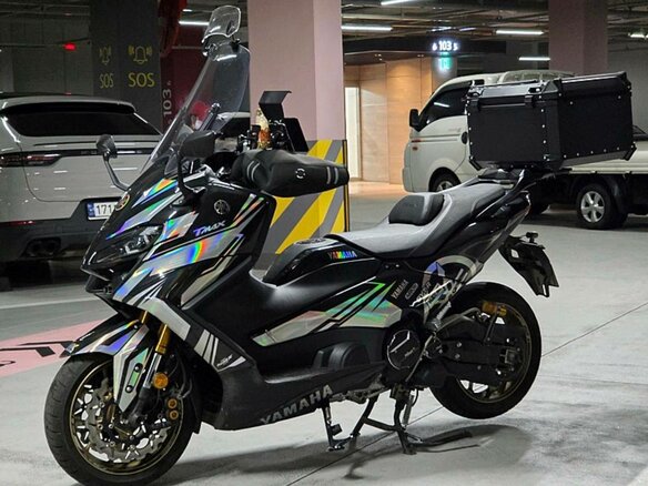 2023 Yamaha TMAX, чёрный, 1470000 рублей - вид 1