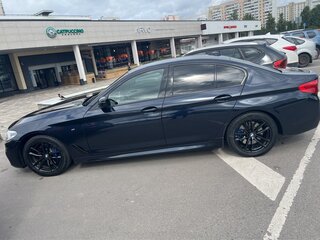 2019 BMW 5 серии 530i xDrive VII (G30/G31/G38), чёрный, 3100000 рублей, вид 5