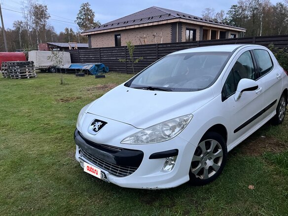 2010 Peugeot 308 I, белый, 250000 рублей