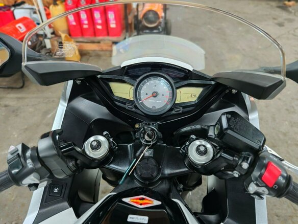 2012 Honda VFR 1200, белый, 860000 рублей - вид 39