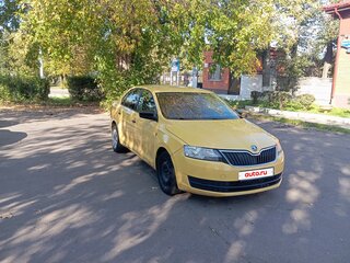 2017 Skoda Rapid I, жёлтый, 550000 рублей, вид 2