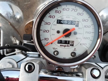 2006 Honda VT 1100, серый, 600000 рублей, вид 1