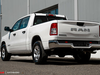 2023 Ram 1500 Crew Cab eTorque V, белый, 6990000 рублей, вид 2