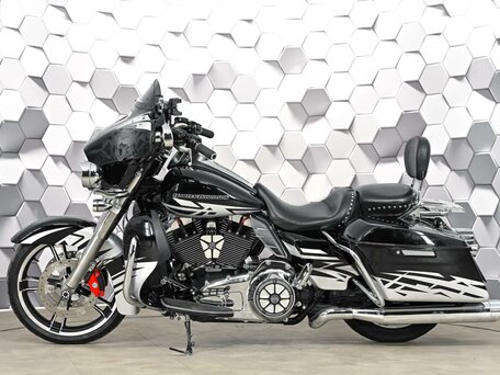 2014 Harley-Davidson Street Glide Special, чёрный, 1477000 рублей, вид 4