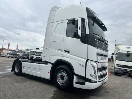 2024 Volvo FH, белый, 15490000 рублей, вид 3