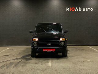 2017 Lada (ВАЗ) 2121 (4x4) Urban I Рестайлинг, чёрный, 650000 рублей, вид 2
