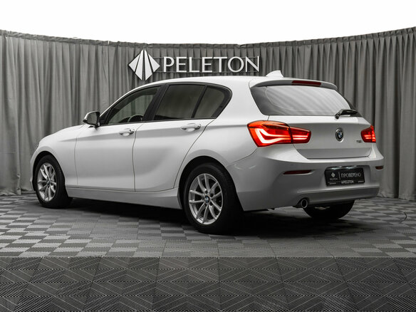 2017 BMW 1 серии 118i II (F20/F21) Рестайлинг 2, белый, 1930000 рублей - вид 3