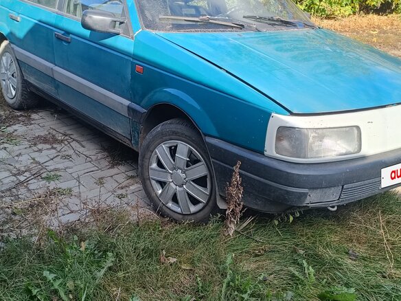 1992 Volkswagen Passat B3, зелёный