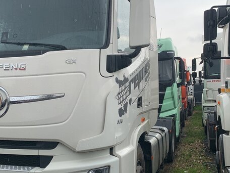 2023 Dongfeng GX, белый, 5065000 рублей, вид 2